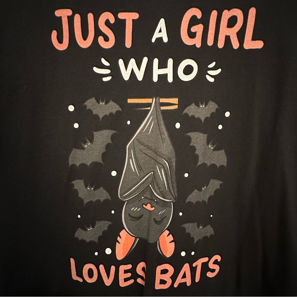 Girl Who Loves Bars Tee XL